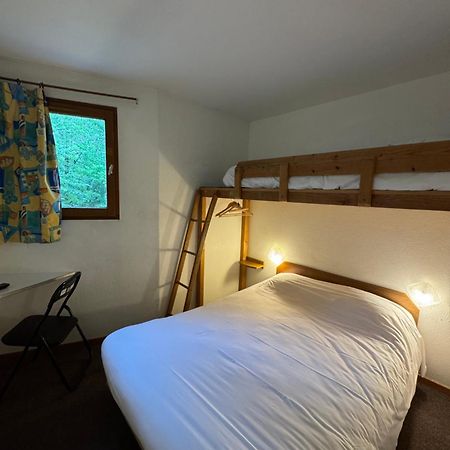 Symp'Hotel Nivolas-Vermelle エクステリア 写真